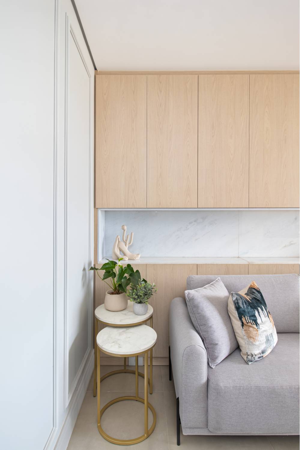 Marble Niche Living Room